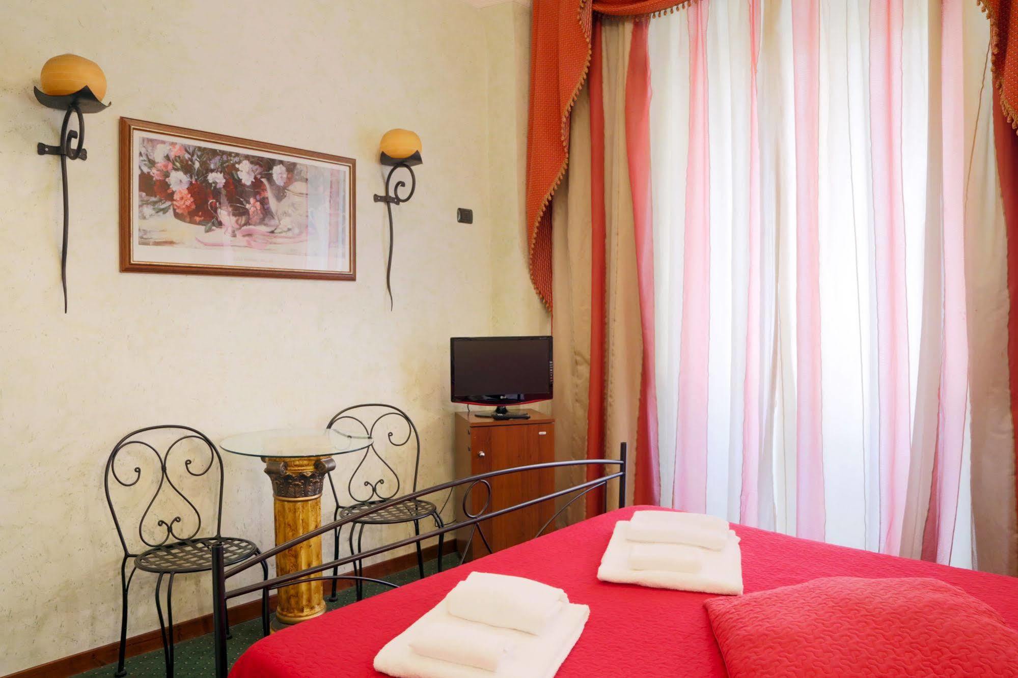 Residenza Vaticana Rome Buitenkant foto